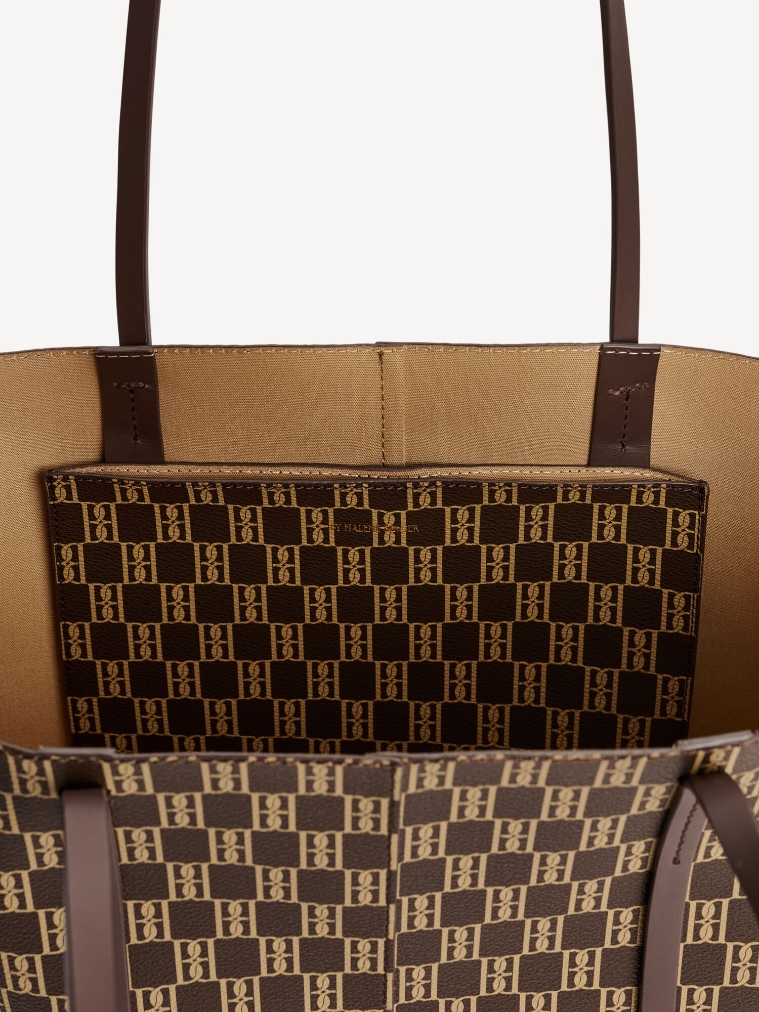 By Malene Birger Abigail Monogram Tote Tassen Shale | NL_BB48790